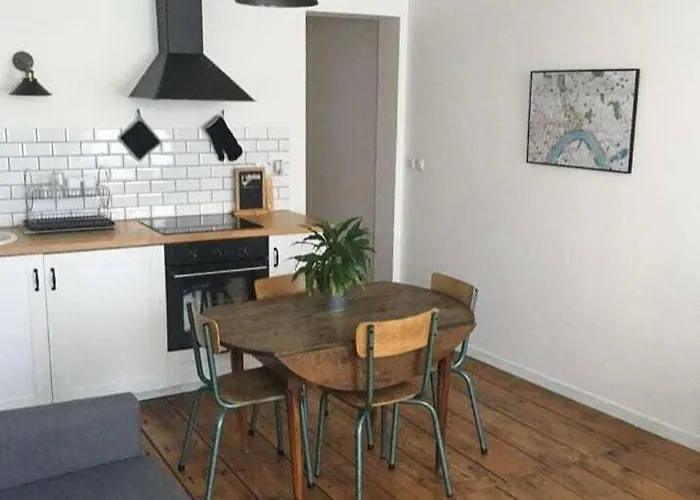 Mon Joli Pres Des Quais A בורדו